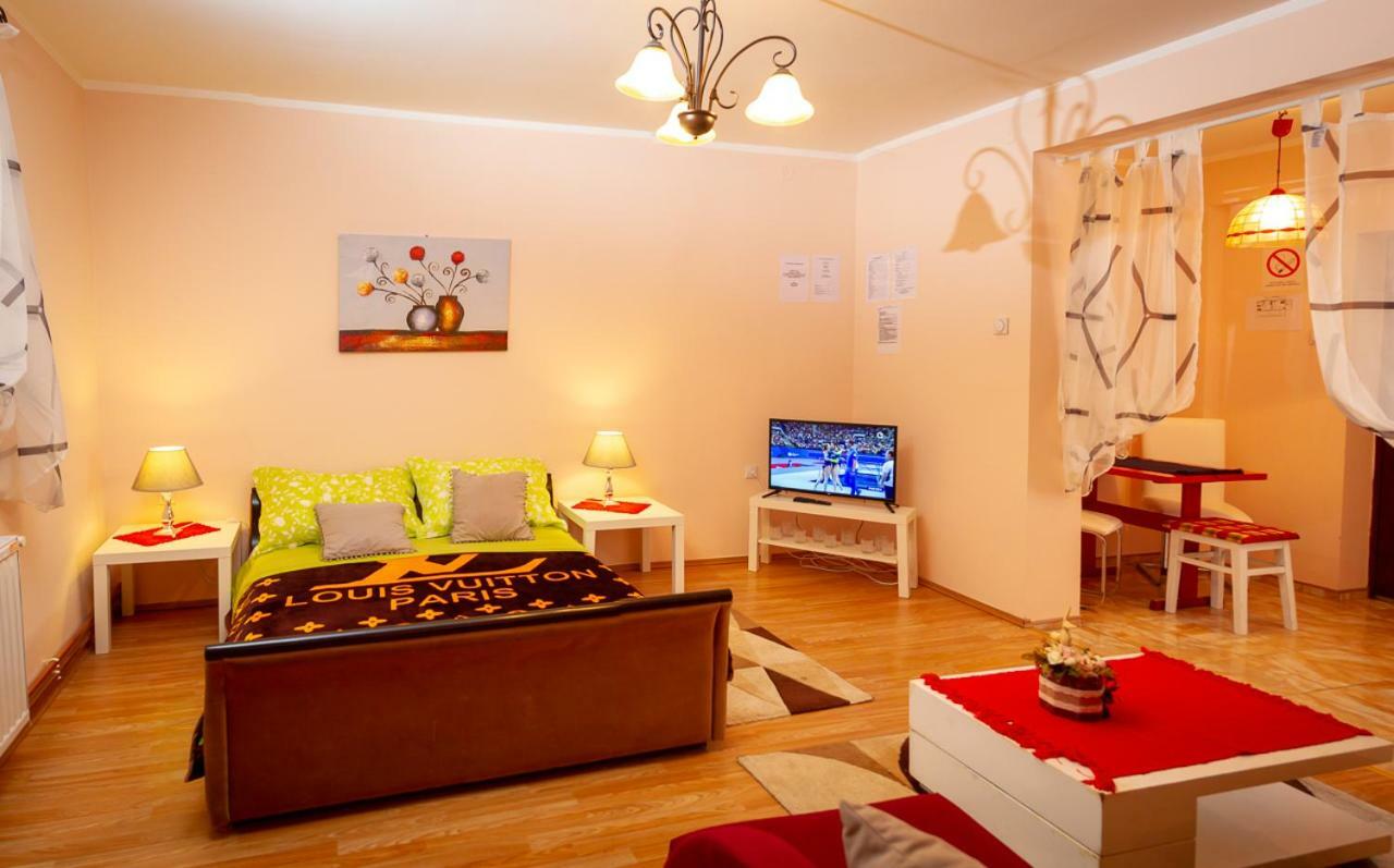 Ferienwohnung Casa Simon 2 Subotica Exterior foto
